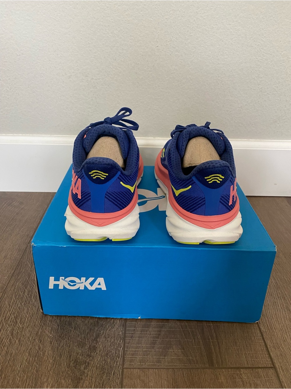 HOKA Clifton 9 Women’s 8 Evening Sky/Coral - Picture 5 of 6
